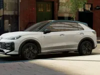 Nuova VW T-Roc Style 150 CV (110 kW) 2026 Pure white nero SUV