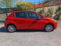 Usata Peugeot 208 Active 83 CV (61 kW) 2019 Rosso Utilitaria