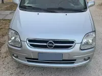 Usata Opel Agila 75 CV (55 kW) 2003 Giallo Monovolume