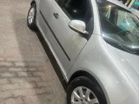 Usata VW Golf V 105 CV (77 kW) 2004 Nero Utilitaria