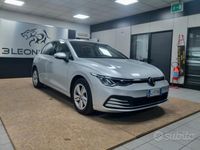 Usata VW Golf VIII Life 150 CV (110 kW) 2022 Grigio Berlina