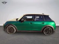 Usata Mini Cooper Favoured 204 CV (150 kW) 2024 Verde Utilitaria