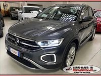 Usata VW T-Roc Style 150 CV (110 kW) 2023 Grigio SUV