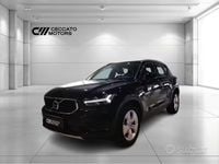 Usata Volvo XC40 Momentum 163 CV (119 kW) 2020 Nero SUV