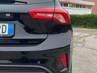 Usata Ford Focus ST-Line 120 CV (88 kW) 2021 Nero Berlina