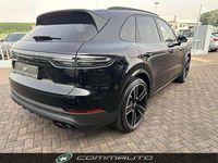 Usata Porsche Cayenne Platinum Edition 441 CV (324 kW) 2023 Nero SUV