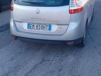 Usata Renault Scénic III 131 CV (96 kW) 2012 Grigio Monovolume