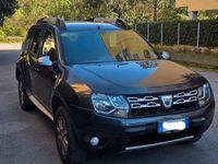 Usata Dacia Duster Lauréate 110 CV (80 kW) 2015 Grigio SUV