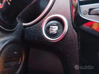 Usata Kia Venga 115 CV (84 kW) 2011 Bianco Utilitaria