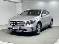 Usata Mercedes GLA180 122 CV (89 kW) 2017 Grigio SUV