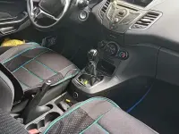 Usata Ford Fiesta 97 CV (71 kW) 2013 Nero Berlina