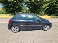 Usata Peugeot 207 70 CV (51 kW) 2009 Nero Utilitaria