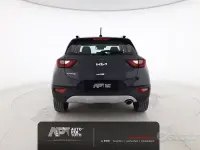 Usata Kia Stonic Style 84 CV (61 kW) 2023 Grigio SUV