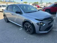 Usata Lancia Ypsilon 110 CV (80 kW) 2024 Argento Utilitaria