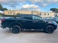 Usata Mitsubishi L200 Intense 181 CV (133 kW) 2016 Nero Pick-up