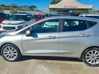 Usata Ford Fiesta Titanium 100 CV (73 kW) 2018 Grigio Utilitaria