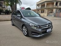 Usata Mercedes B180 AMG 110 CV (80 kW) 2016 Grigio Monovolume