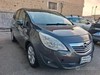 Usata Opel Meriva 95 CV (69 kW) 2011 Grigio Monovolume
