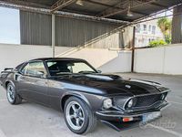 Begagnad Ford V8 Fastback 1960 Grå Sportkupé