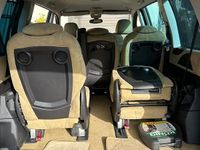 Käytetty Lancia Phedra 128 HP (94 kW) 2005 Tila-auto