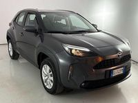 Usata Toyota Yaris Cross Active 116 CV (85 kW) 2022 Grigio SUV