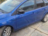 usata Ford Focus 1600 con motore rotto