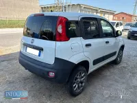Usata Fiat Panda 4x4 84 CV (61 kW) 2019 Bianco pastello Utilitaria