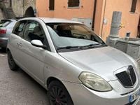 Usata Lancia Ypsilon 60 CV (44 kW) 2007 Grigio Utilitaria