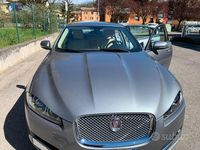 Usata Jaguar XF 200 CV (147 kW) 2014 Grigio Berlina