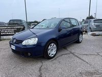 Usado VW Golf V Comfortline 102 CV (75 kW) 2007 Azul Berlina