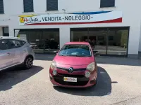 Usata Renault Twingo 75 CV (55 kW) 2012 Viola Utilitaria