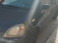 Usata Toyota Yaris 2003 Blu Utilitaria