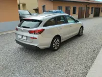 Usata Hyundai i30 116 CV (85 kW) 2019 Grigio Station wagon