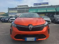Usata Renault Clio V Esprit Alpine 143 CV (105 kW) 2025 Arancione Berlina