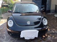 Usata VW Beetle 105 CV (77 kW) 2008 Nero Cabrio