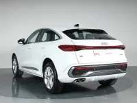 Nuova Audi Q5 Sportback S-Line 204 CV (150 kW) 2025 Bianco ghiaccio metallizzato SUV