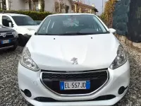 Usata Peugeot 208 Access 82 CV (60 kW) 2014 Bianco Utilitaria