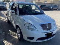 Usata Lancia Ypsilon 77 CV (56 kW) 2009 Bianco Utilitaria