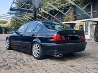 Usata BMW 318 118 CV (86 kW) 1999 Blu Berlina