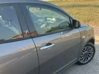 Usata Lancia Ypsilon Silver 95 CV (69 kW) 2016 Grigio Utilitaria