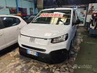 Occasion Fiat Doblò 101 ch (74 kW) 2025 Blanc Monospace