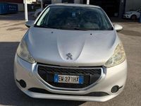 Usata Peugeot 208 Active 68 CV (50 kW) 2016 Argento Utilitaria