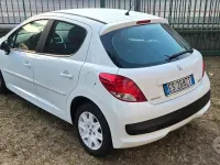 Usata Peugeot 207 70 CV (51 kW) 2013 Bianco Berlina