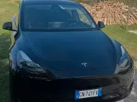 Usata Tesla Model Y 125 kW (170 CV) 2023 Nero SUV
