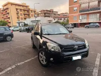 Usata Toyota RAV4 150 CV (110 kW) 2008 Nero SUV