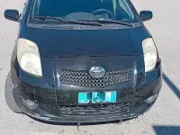 Usata Toyota Yaris 90 CV (66 kW) 2007 Nero Utilitaria