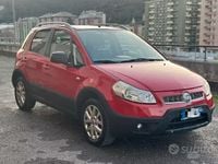 Usata Fiat Sedici 135 CV (99 kW) 2012 Rosso SUV