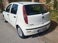 Usata Fiat Punto 69 CV (50 kW) 2005 Bianco Utilitaria