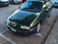Usata Alfa Romeo 146 103 CV (75 kW) 2000 Verde Utilitaria