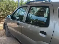 Usata Suzuki Ignis 69 CV (50 kW) 2004 Grigio Utilitaria